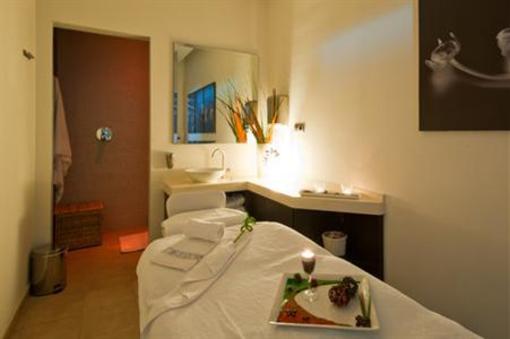 фото отеля Fuerte Estepona Suites