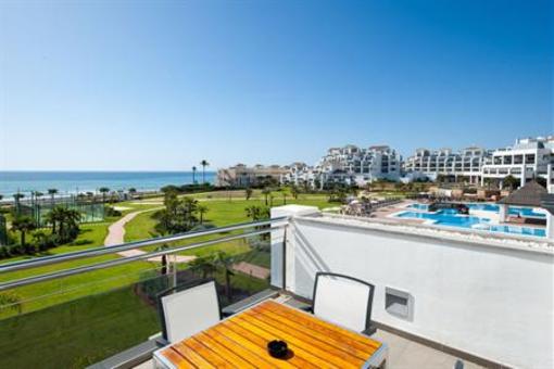 фото отеля Fuerte Estepona Suites