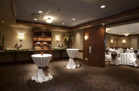 фото отеля Delta Calgary South