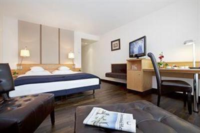 фото отеля Moevenpick Hotel Nuremberg-Airport
