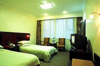 фото отеля Huaqiao Hotel