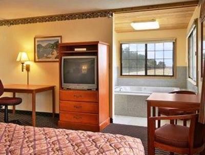 фото отеля Days Inn & Suites Grinnell