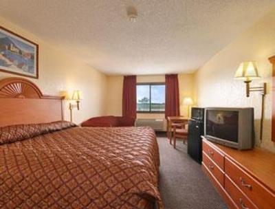 фото отеля Days Inn & Suites Grinnell