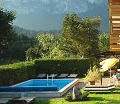 фото отеля Hotel Tirolerhof St. Johann in Tirol