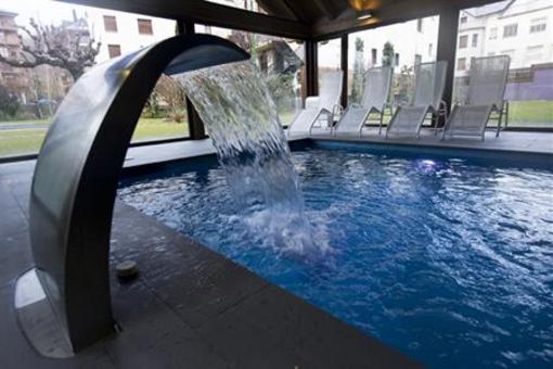 фото отеля Apartamentos Adelaida