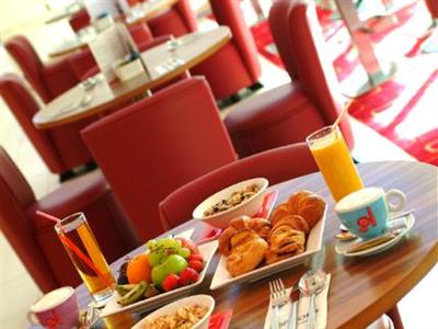 фото отеля Ramada Encore Milton Keynes
