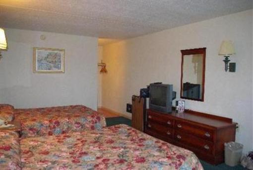 фото отеля Rodeway Inn Pigeon Forge