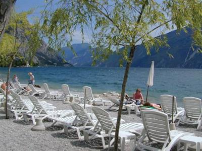 фото отеля Hotel Cristina Limone sul Garda