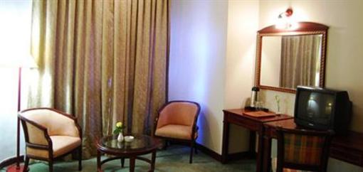фото отеля Aadithya Hotel
