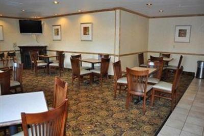фото отеля Country Inn & Suites Grand Rapids