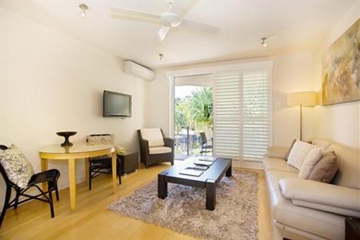 фото отеля Maison Resort Noosa