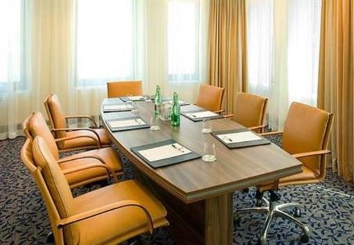 фото отеля Courtyard by Marriott Vienna Messe