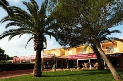 фото отеля Maribel Apartments Menorca