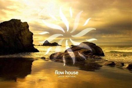 фото отеля Flow House - Guesthouse & Surf Kite Surf School