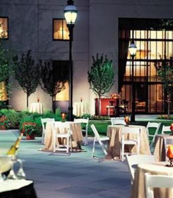 фото отеля Trenton Marriott at Lafayette Yard