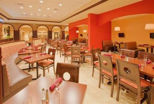 фото отеля Holiday Inn Pensacola-North Davis Highway