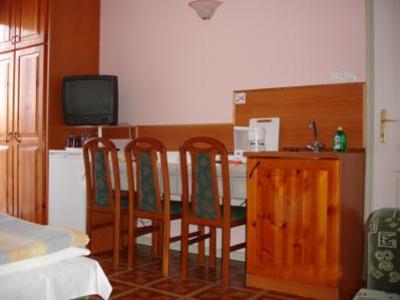 фото отеля Katalin Apartmanhaz