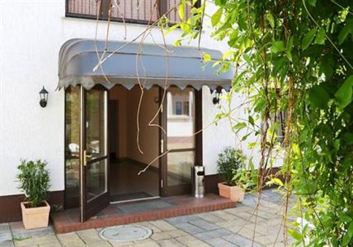 фото отеля Hotel Zum Goldenen Stern Unterspreewald