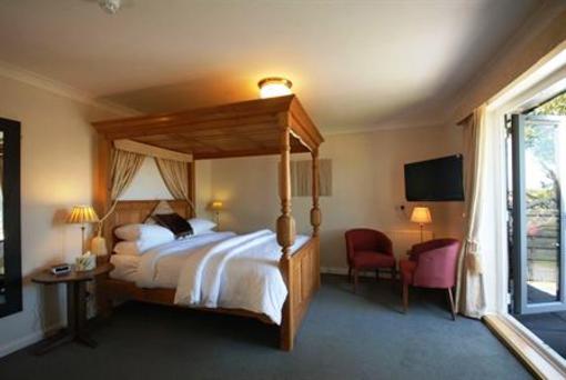 фото отеля Crouchers Country Hotel & Restaurant