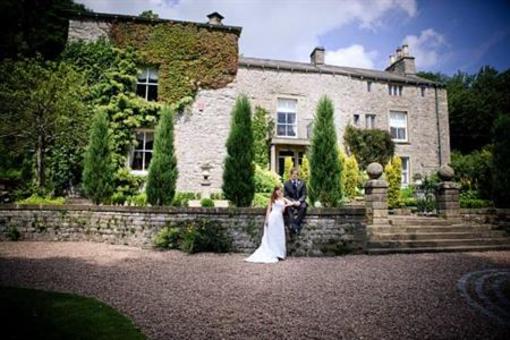 фото отеля Austwick Hall