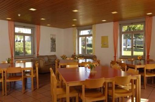 фото отеля Youth Hostel Fribourg