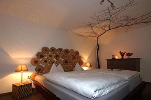 фото отеля Hotel Lindenhof Bad Laasphe
