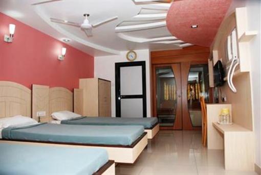 фото отеля Hotel Ambassador Vadodara