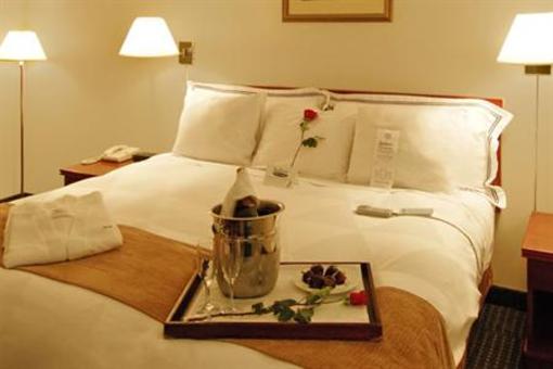 фото отеля London Hotel & Suites