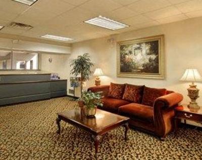 фото отеля Howard Johnson Inn and Suites Columbus