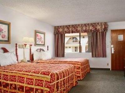 фото отеля Days Inn Camarillo