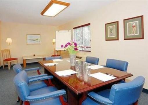 фото отеля Suburban Extended Stay Hilton Head