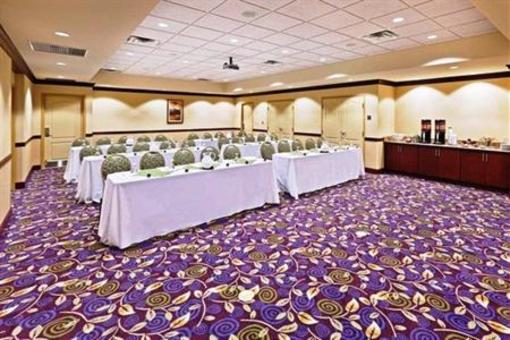фото отеля Hampton Inn & Suites Owasso