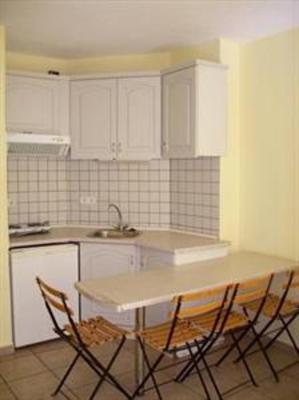 фото отеля Sarigul Apartments