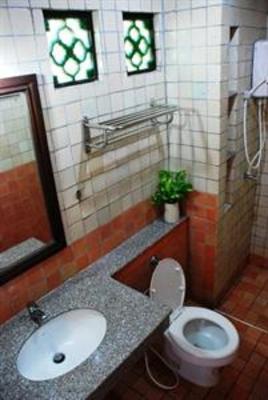 фото отеля Sutus Court 2
