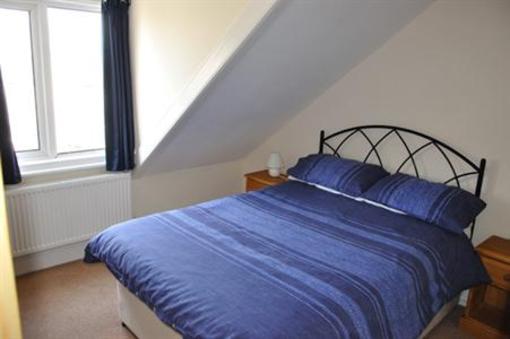 фото отеля A & B Guest House Cambridge