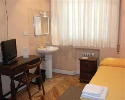 фото отеля Hostal San Martin Madrid