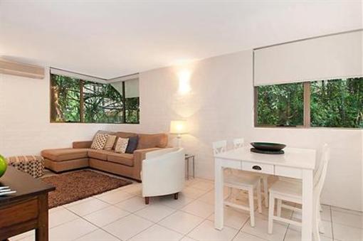 фото отеля Saks on Hastings Holiday Apartments Noosa