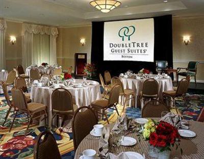 фото отеля DoubleTree Suites by Hilton Hotel Boston