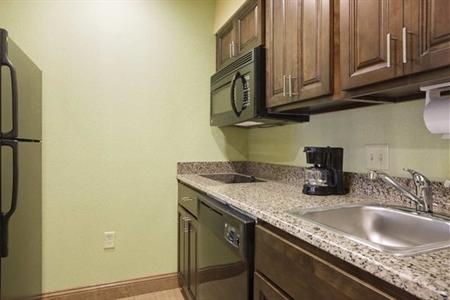 фото отеля Homewood Suites Charlotte/Ayrsley