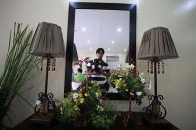 фото отеля Sampaguita Suites JRG