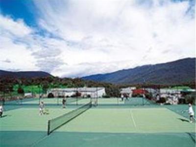 фото отеля Novotel Lake Crackenback Resort
