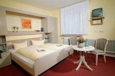 фото отеля Hotel & Restaurant Lowen Rust