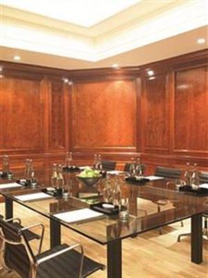 фото отеля Radisson Edwardian Heathrow Hotel London