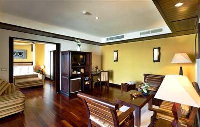 фото отеля Andaman White Beach Resort