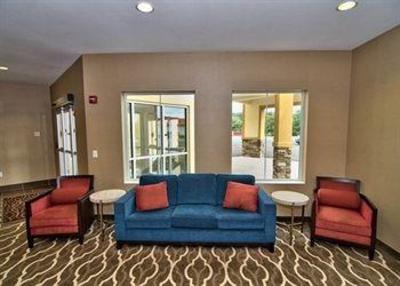 фото отеля Comfort Inn Apalachin