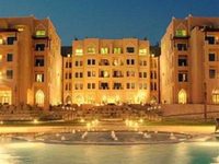 Al Qasr Hotel & Resort