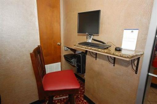 фото отеля BEST WESTERN Hensley's
