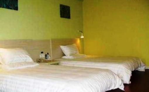 фото отеля Hanting Express Changchun Faw