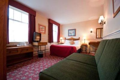 фото отеля Bears Head Innkeepers Lodge