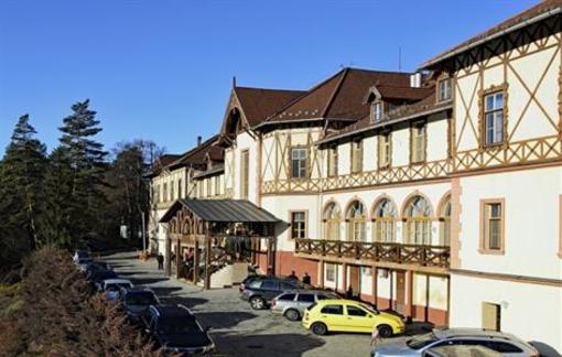 фото отеля Erzsebet Park Hotel Paradfurdo